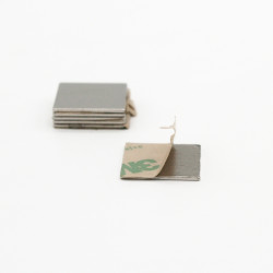 Aimant Néodyme Autocollant N35 20x20x1mm