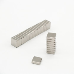 Aimant Néodyme Carré N35 10x10x3mm