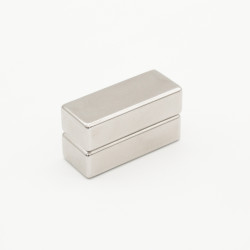 Aimant Néodyme Rectangle N35 36x15x10mm