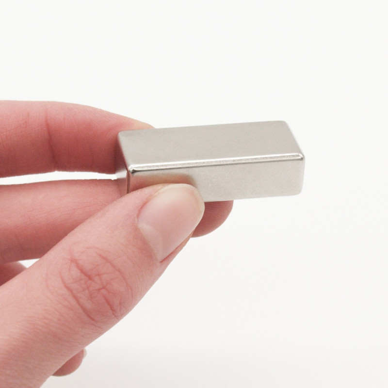 Aimant Néodyme Rectangle N35 36x15x10mm